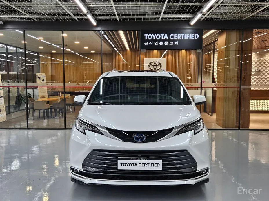 Toyota Sienna 2020 2.5 Hybrid 2WD