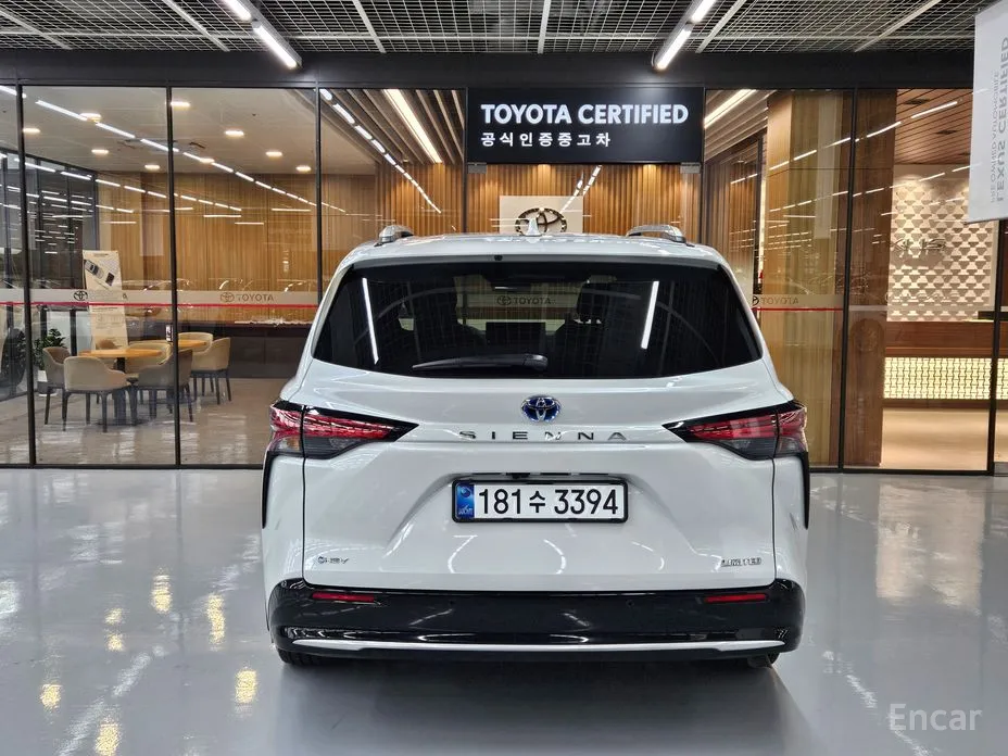 Toyota Sienna 2020 2.5 Hybrid 2WD