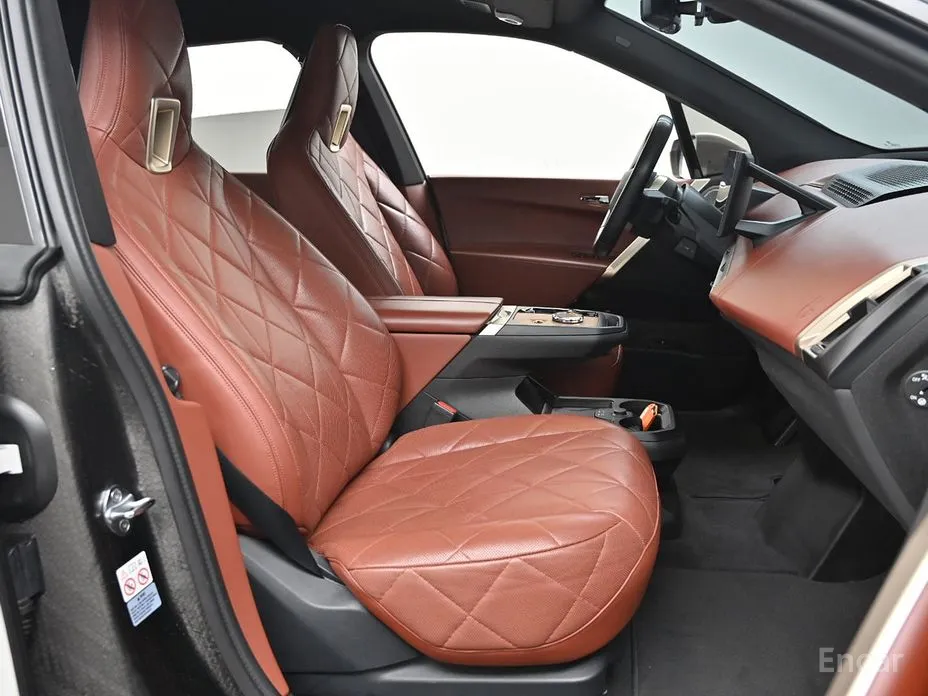 BMW iX 2021 xDrive40 First Edition