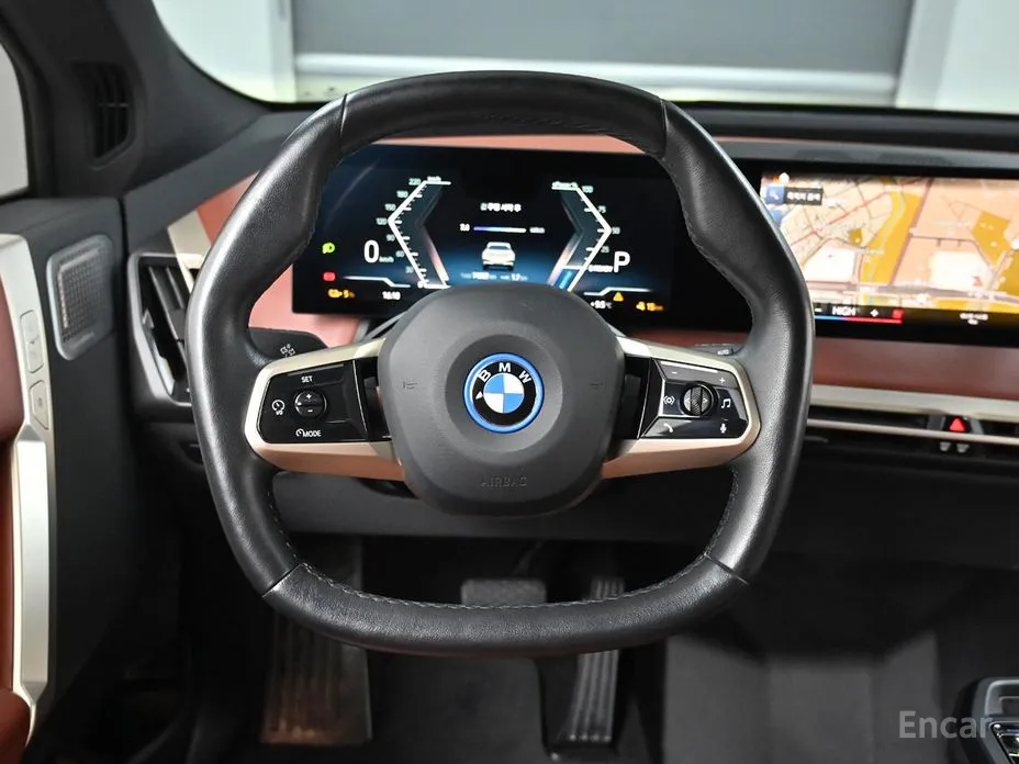 BMW iX 2021 xDrive40 First Edition