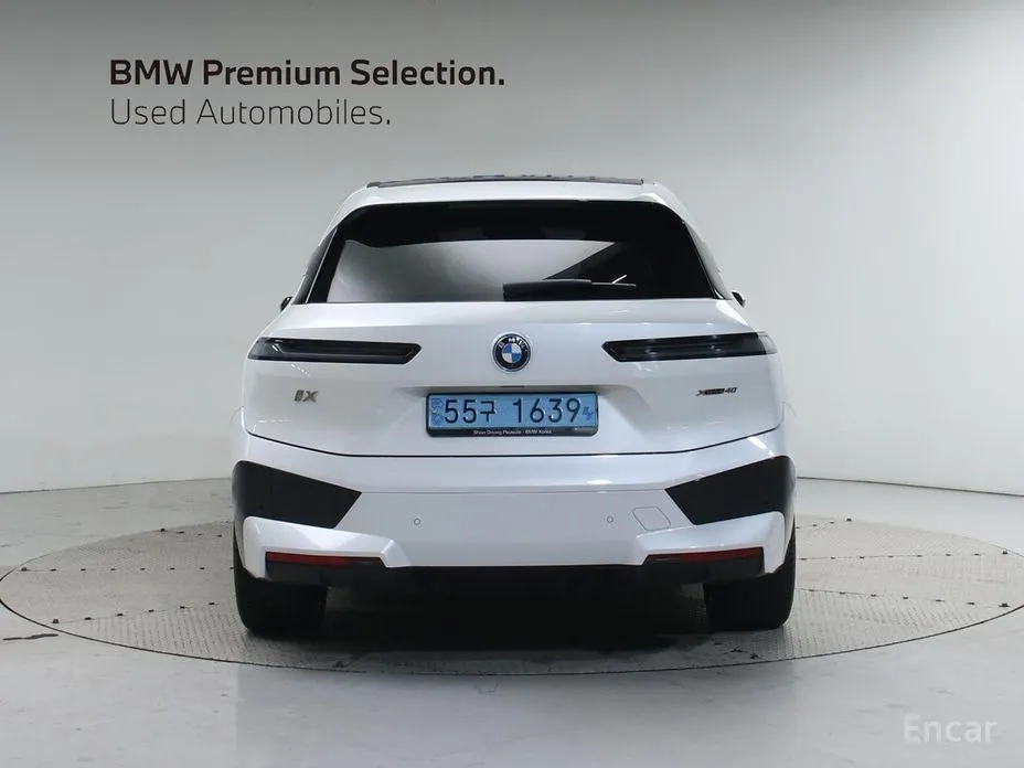 BMW iX 2021 xDrive40 First Edition