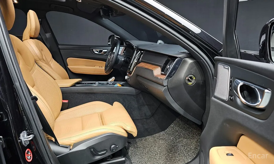 Volvo XC60 2017 B5 Inscription