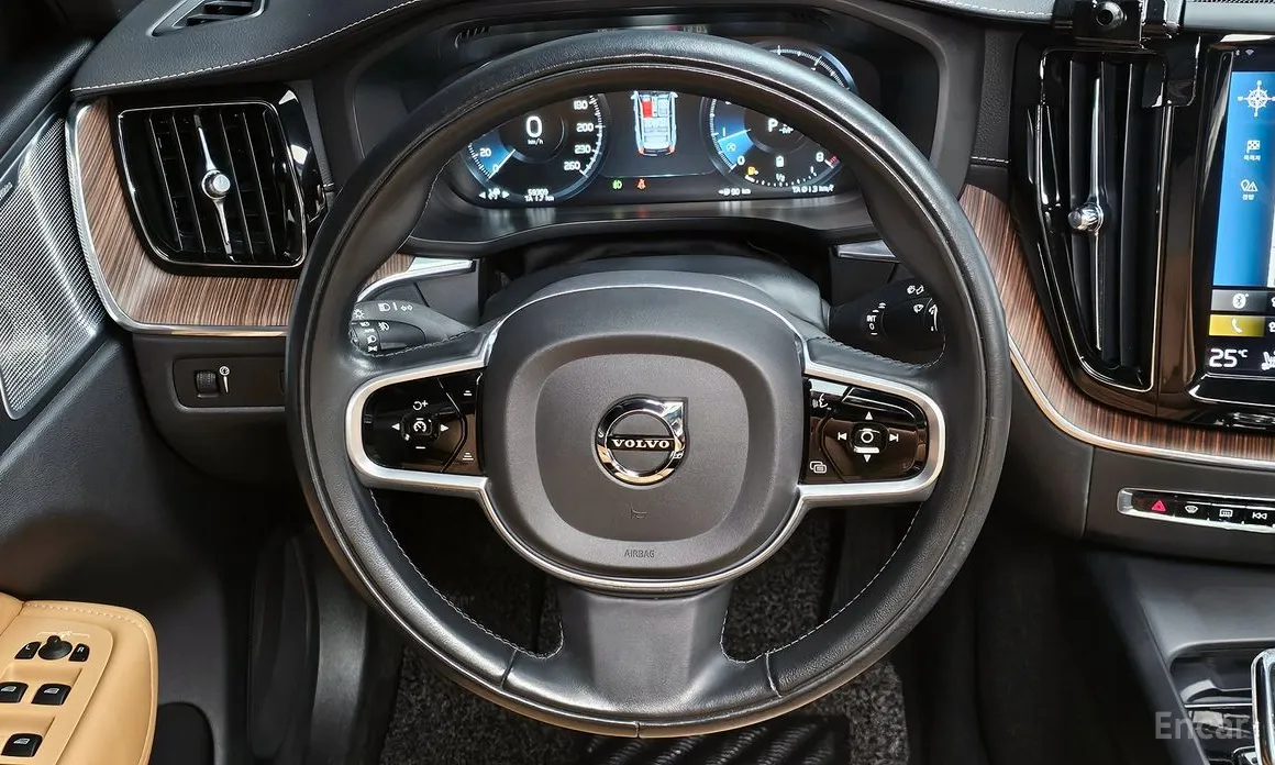 Volvo XC60 2017 B5 Inscription