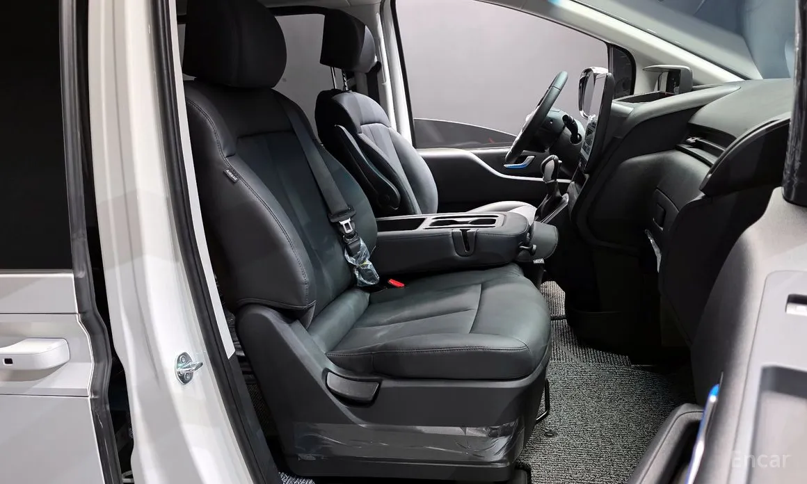 Hyundai Staria 2021 Tourer 11-Seater