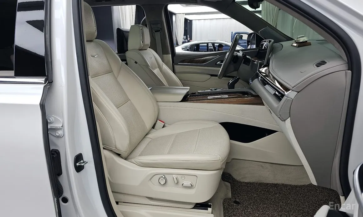 Cadillac Escalade 2021 6.2