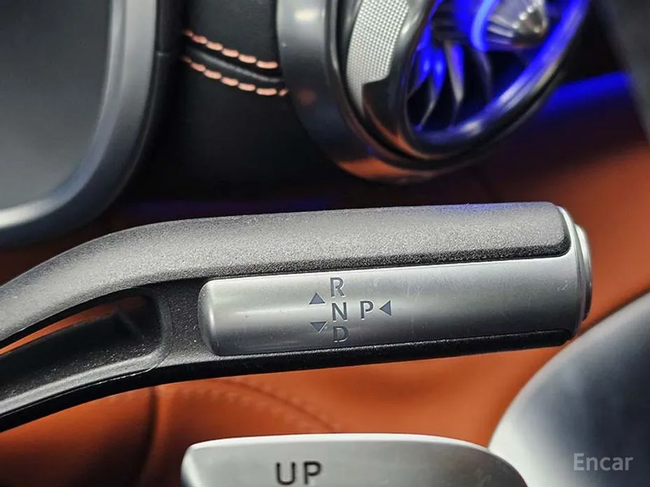 Mercedes-Benz SL-Class 2023 AMG SL63 4MATIC+