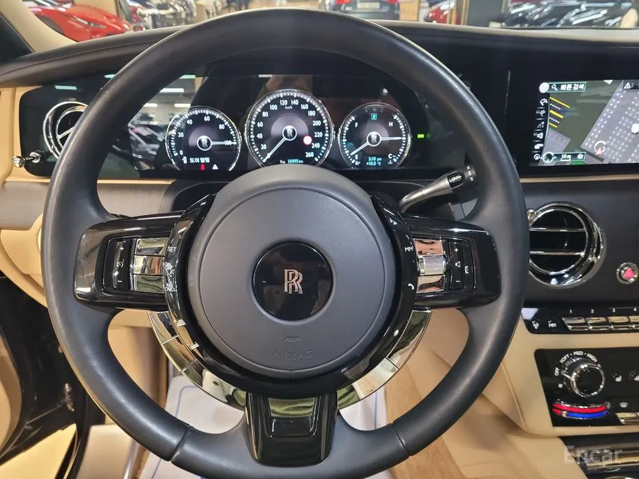 Rolls-Royce Ghost 2020 6.7 EWB V12