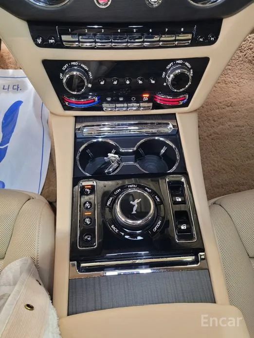 Rolls-Royce Ghost 2020 6.7 EWB V12