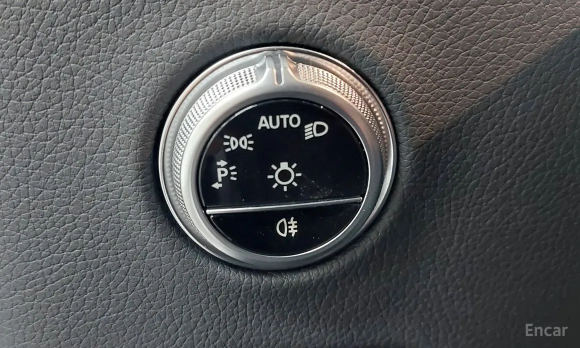 Mercedes-Benz GLC-Class 2023 GLC300 4MATIC Coupe