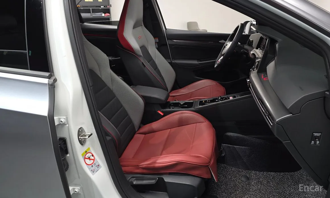 Volkswagen Golf 2022 2.0 GTI