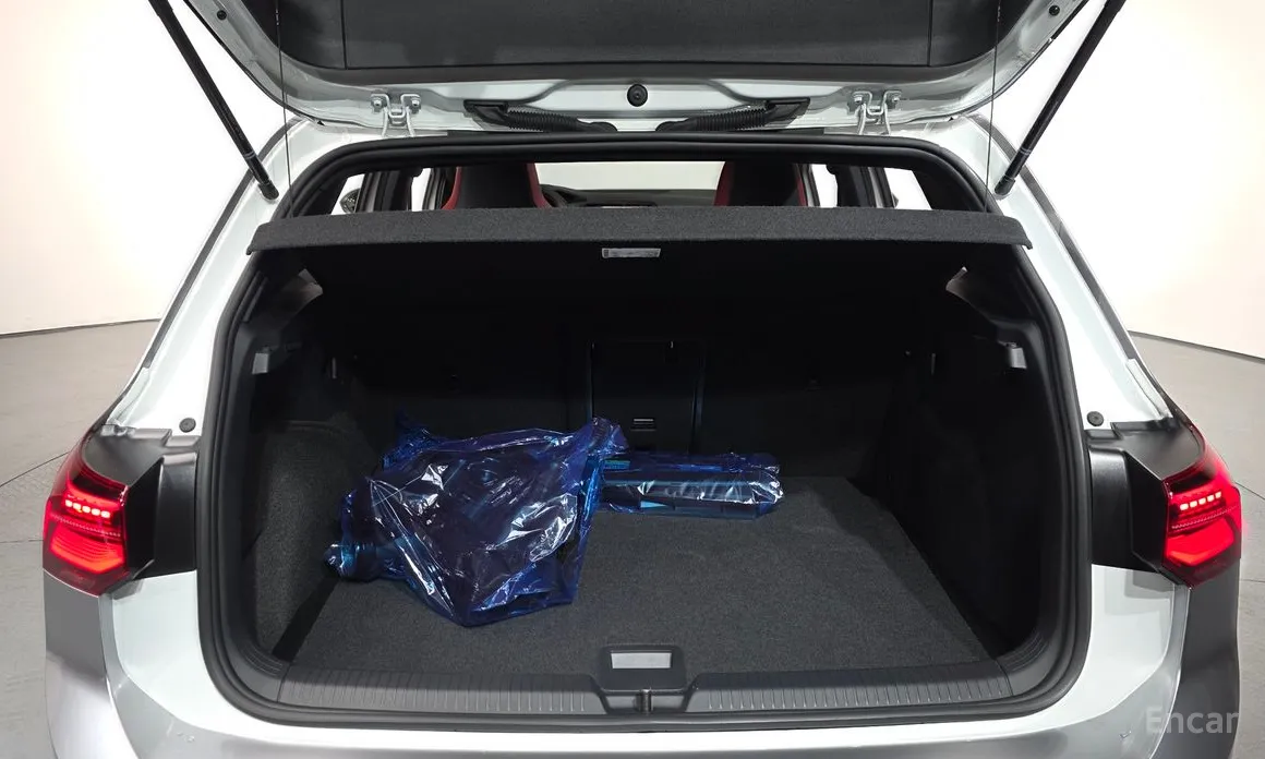 Volkswagen Golf 2022 2.0 GTI