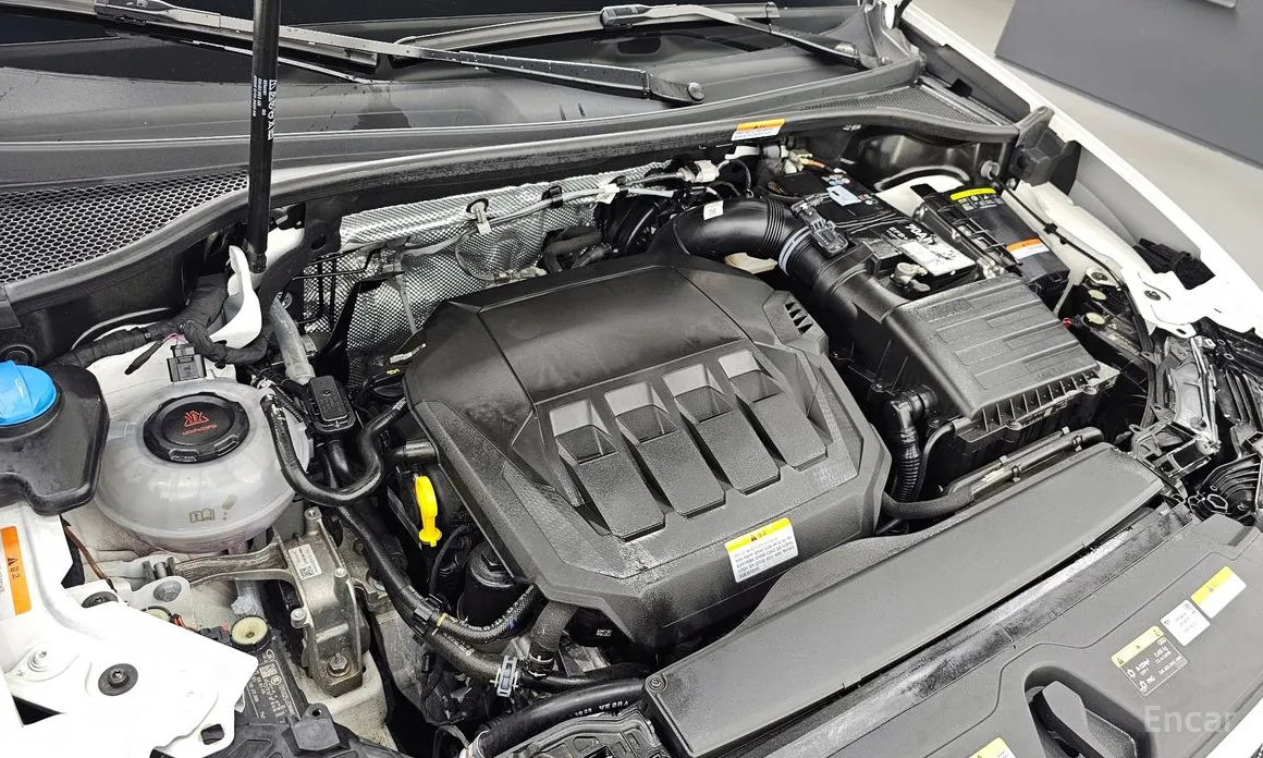 Audi Q3 2018 40 TFSI Quattro Premium Sport Back