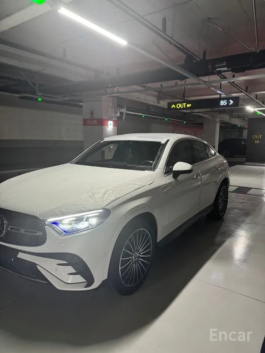 Mercedes-Benz GLC-Class 2023 GLC300 4MATIC Coupe