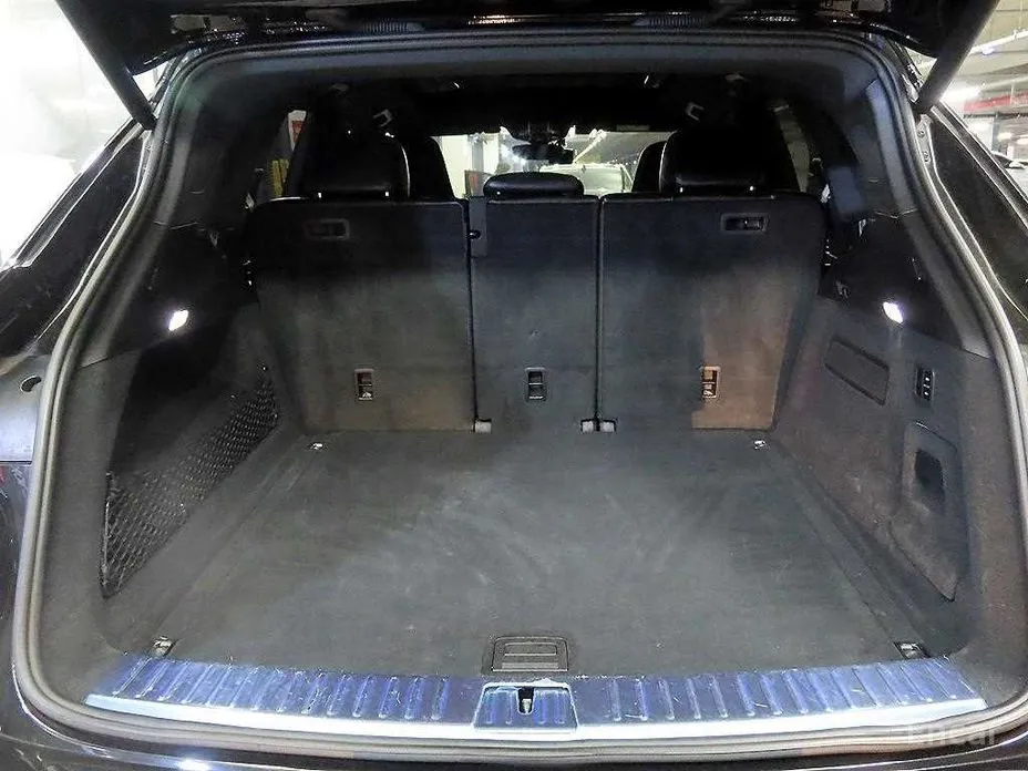 Porsche Cayenne 2019 3.0 PLATINUM EDITION