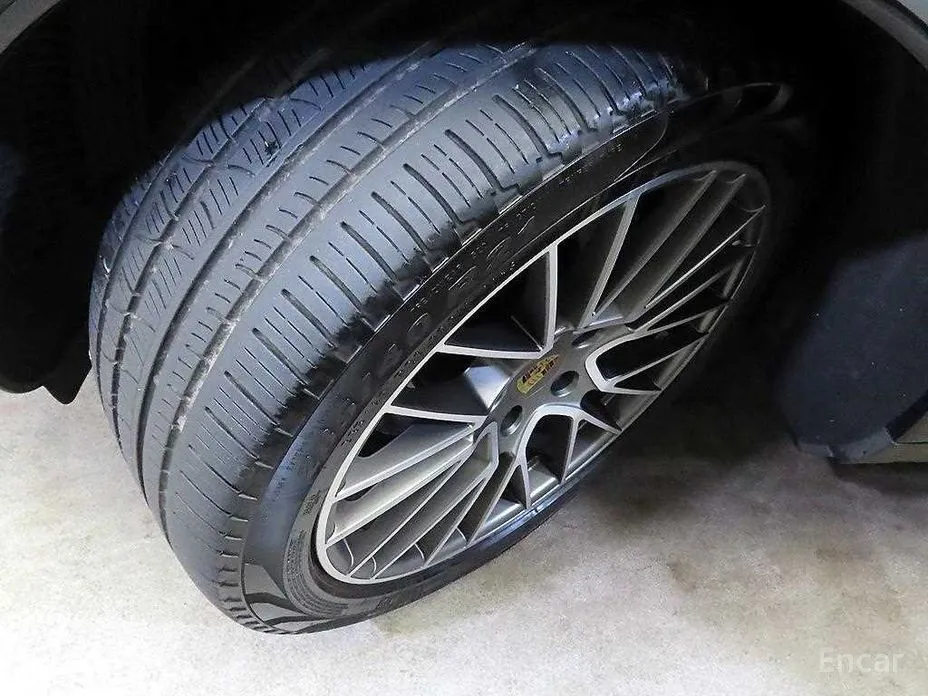 Porsche Cayenne 2019 3.0 PLATINUM EDITION