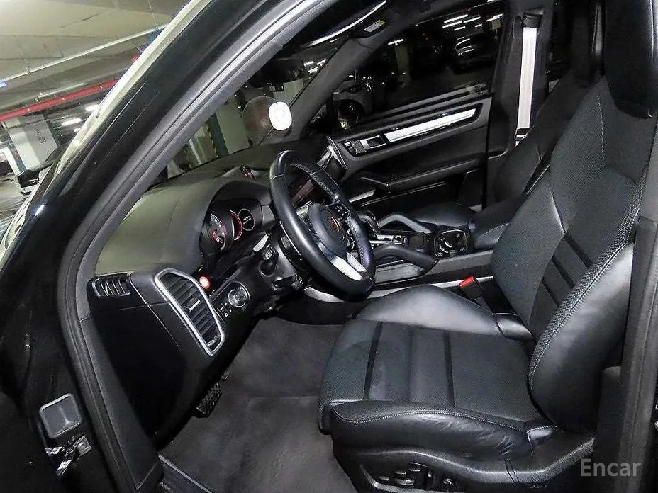 Porsche Cayenne 2019 3.0 PLATINUM EDITION