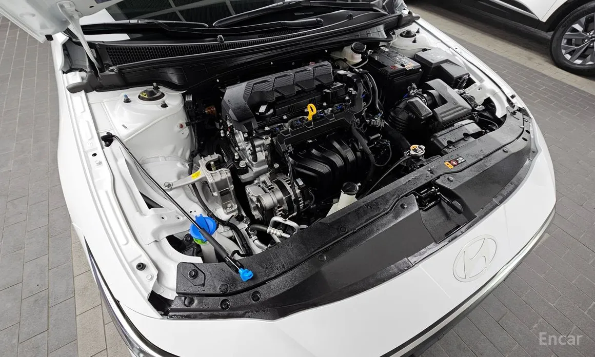 Hyundai Avante 2023 1.6