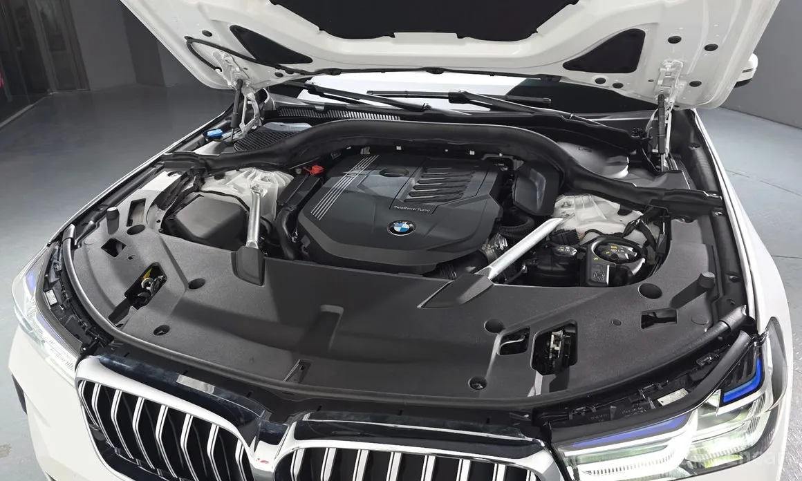 BMW Gran Turismo 2017 630i xDrive M Sport