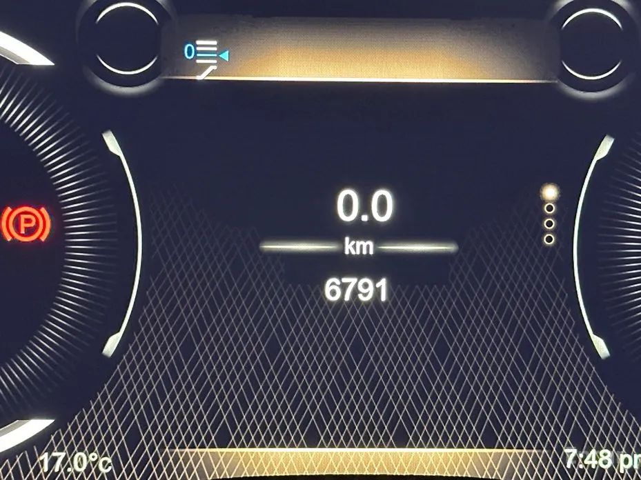 Aston Martin DBX 2020 4.0 V8 707