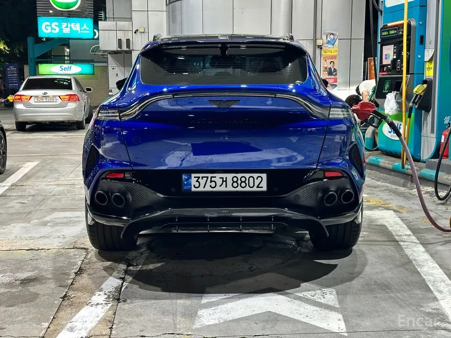 Aston Martin DBX 2020 4.0 V8 707