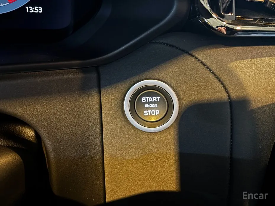 Land Rover Range Rover Velar 2017 2.0 P250 Dynamic SE