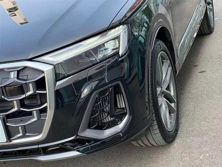 Audi Q7 2024 2024款 55 TFSI quattro S line运动型