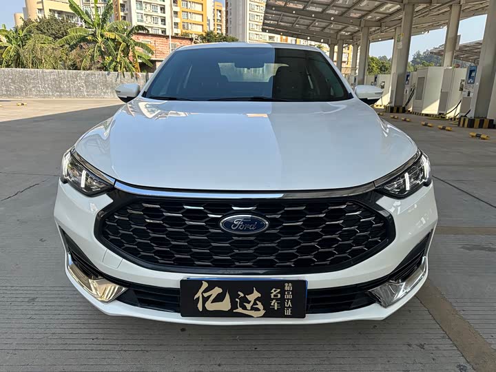 Ford Escort 2021 2021款 1.5L 自动钻石版