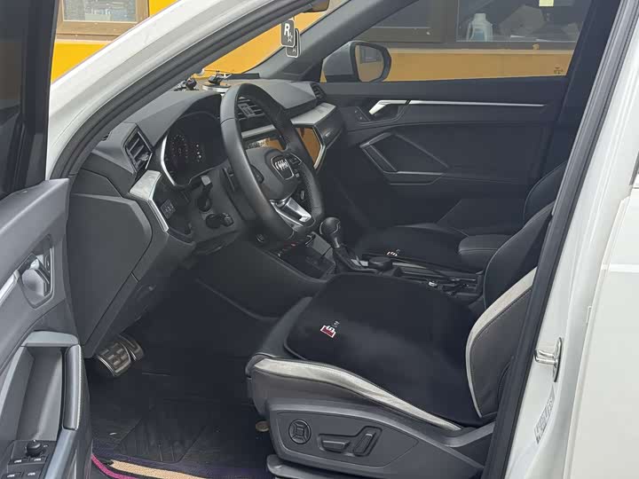 Audi Q3 2024 2024款 40 TFSI 时尚动感型