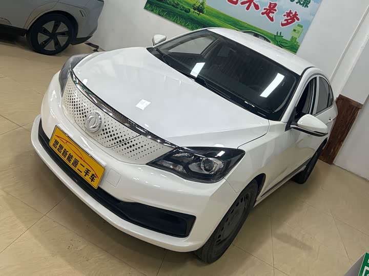 Dongfeng Aeolus E70 2022 2022款 500 超享版