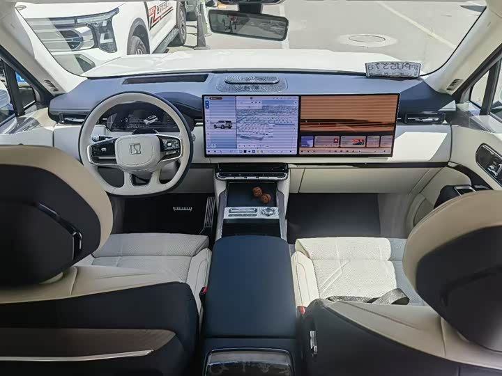 Zeekr 9X 2025 2025款 Ultra版 70kWh