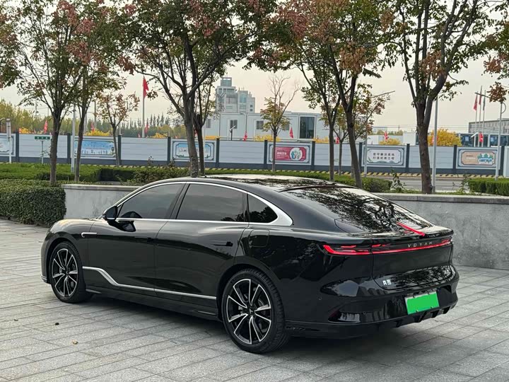 Voyah Passion 2024 2024款 PHEV 四驱超长续航旗舰版