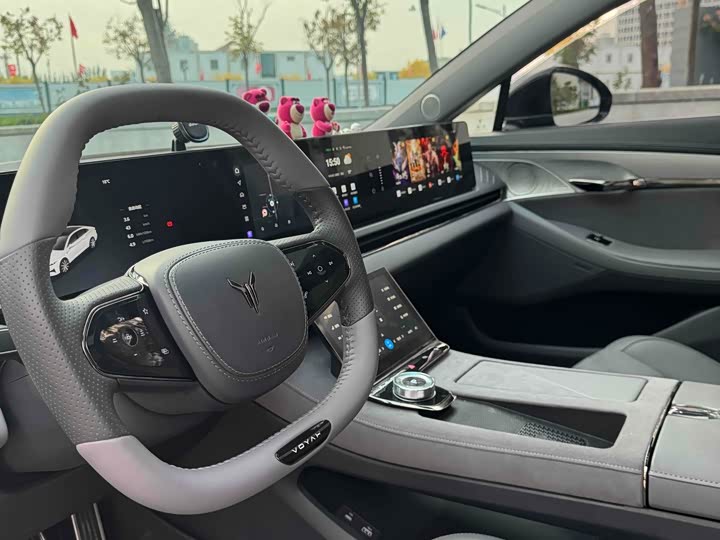 Voyah Passion 2024 2024款 PHEV 四驱超长续航旗舰版