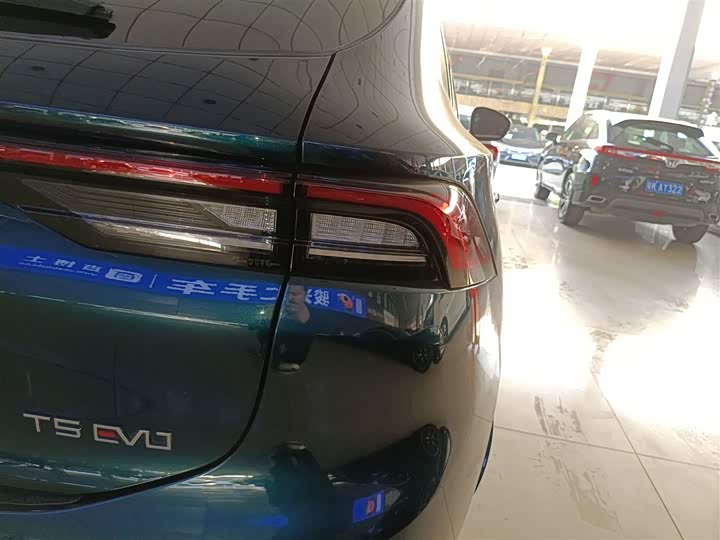 Dongfeng Forthing T5 EVO 2021 2021款 1.5TD DCT星耀版