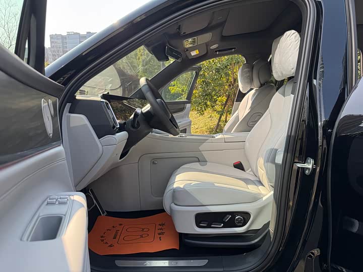 Aito M9 2025 2025款 增程 Ultra版 52kWh 5座版