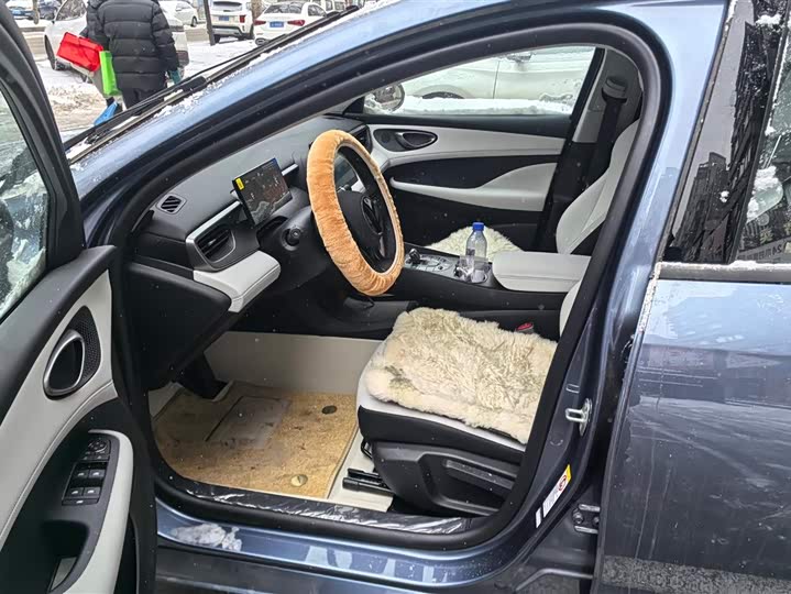 BYD Seal 05 DM-i Hybrid 2025 2025款 DM-i 智驾版 55KM豪华型