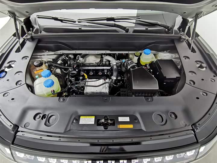 Dongfeng Yipai eπ 008 2024 2024款 210Max增程版 6座