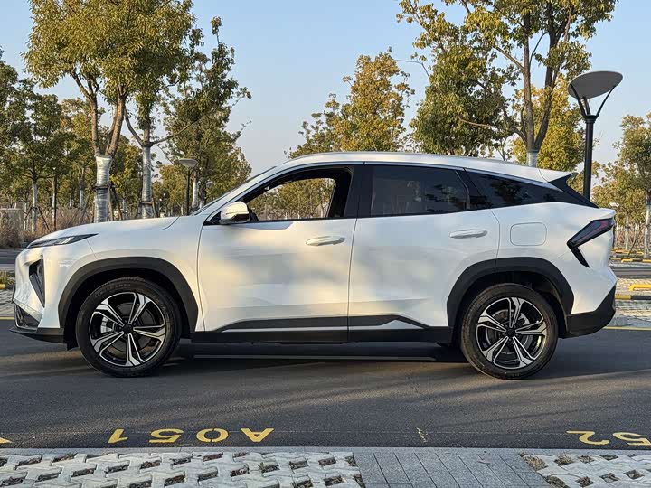 Geely Galaxy L7 2025 2025款 EM-i 115km 探索+版