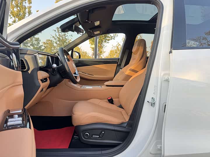 Geely Galaxy L7 2025 2025款 EM-i 115km 探索+版