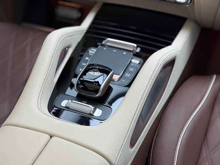 2025 Mercedes-Benz GLS-Class