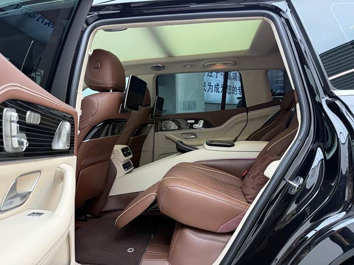 Mercedes-Benz GLS-Class 2025 2025款 GLS 450 4MATIC 时尚型