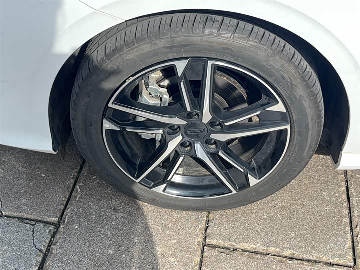 Geely Binrui 2024 2024款 缤瑞COOL 1.5T DCT冠军版