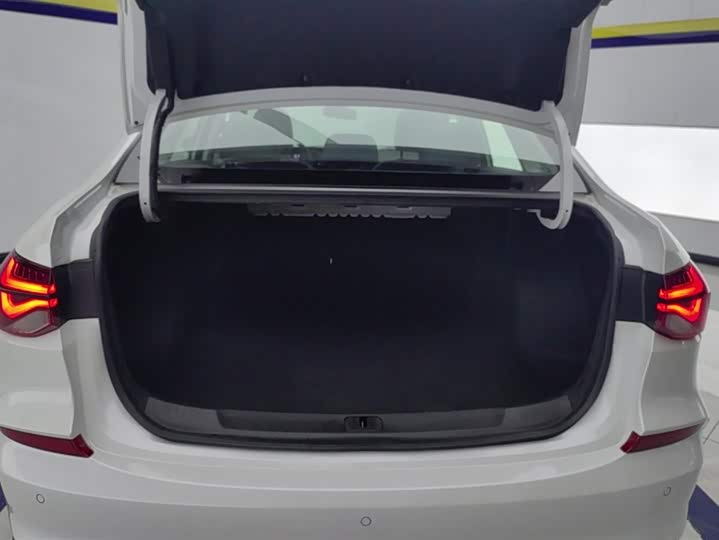 Chevrolet Monza 2024 2024款 1.5L 双离合悦享版