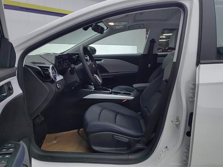 Chevrolet Monza 2024 2024款 1.5L 双离合悦享版