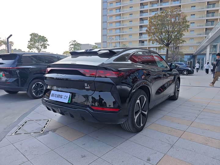 BYD Song L 2025 2025款 智驾版 662km 激光雷达卓越型