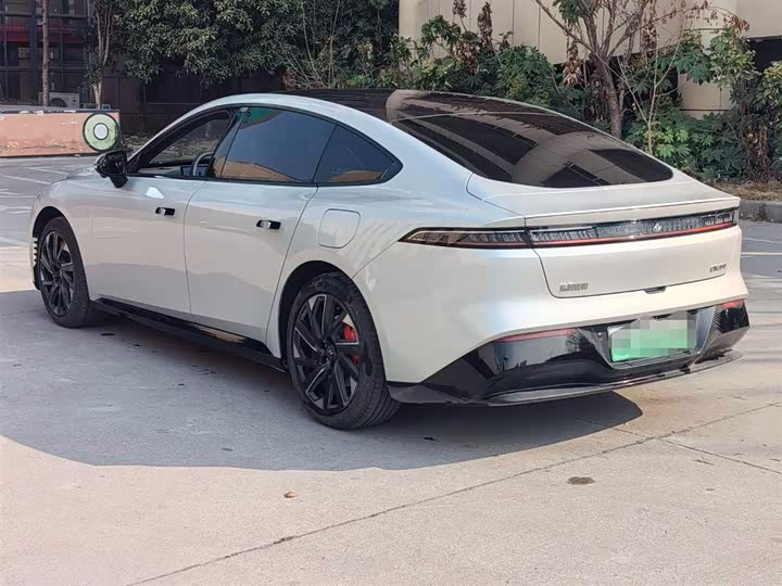 2024 Dongfeng Yipai eπ 007