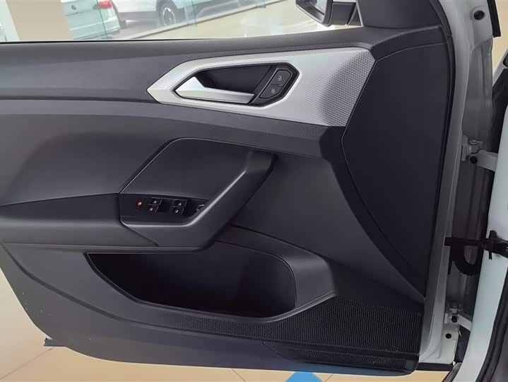 Volkswagen Tacqua 2023 2023款 200TSI DSG 悦智联版