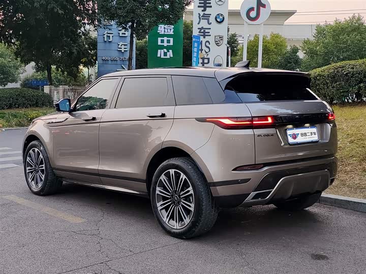 Land Rover Range Rover Evoque L 2024 2024款 揽胜极光L HSE 凝光限定版