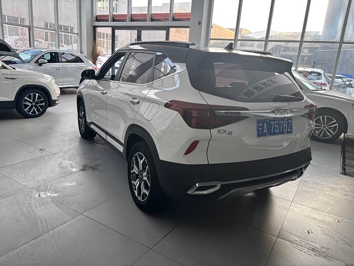 Kia KX3 2021 2021款 1.5L CVT全能版
