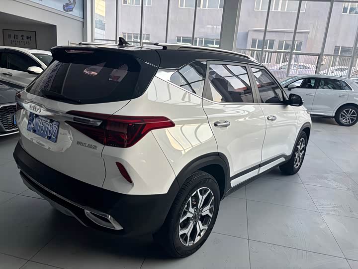 Kia KX3 2021 2021款 1.5L CVT全能版