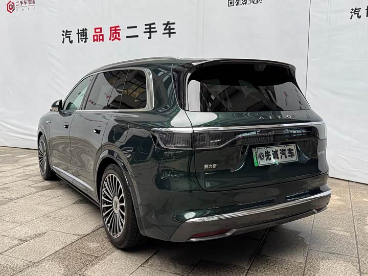 Aito M8 2025 2025款 增程 Ultra版 53.4kWh 6座版